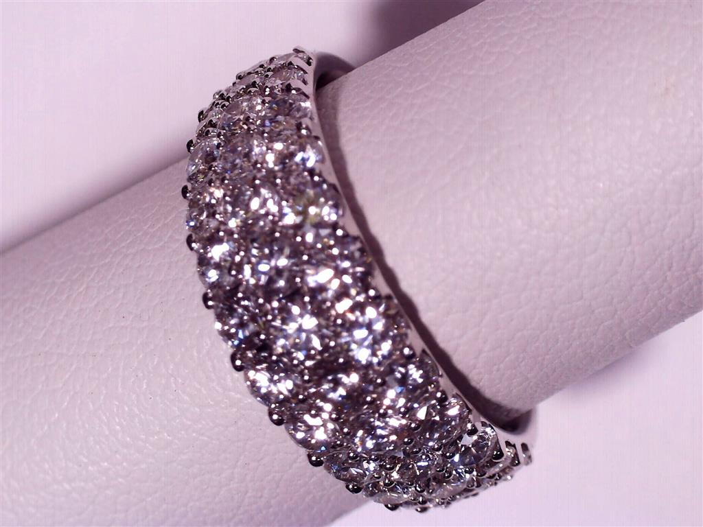 Diamond Wedding Bands  -  Women'