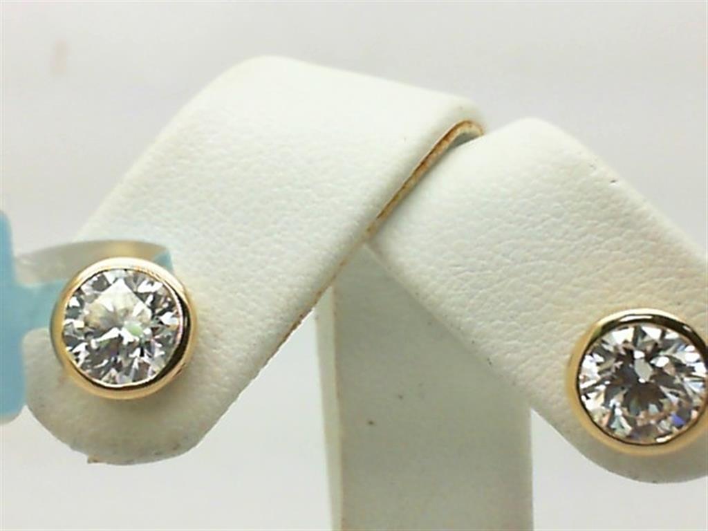LAB GROWN DIAMOND STUDS