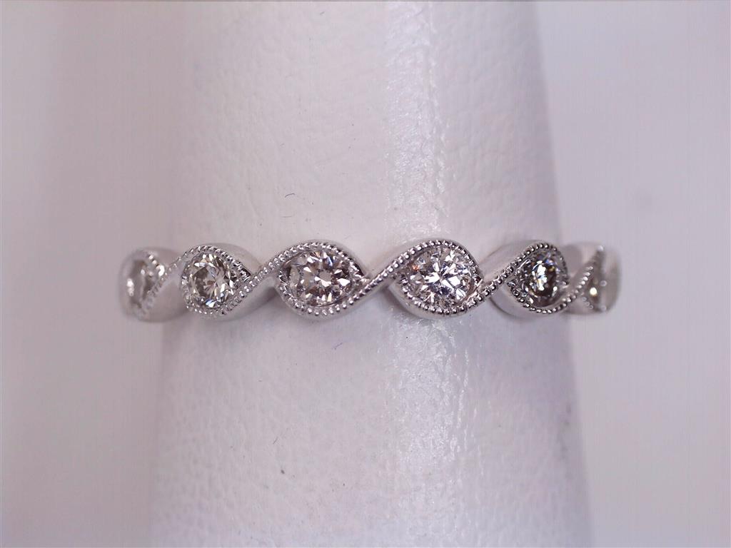 Diamond Wedding Bands  -  Women'