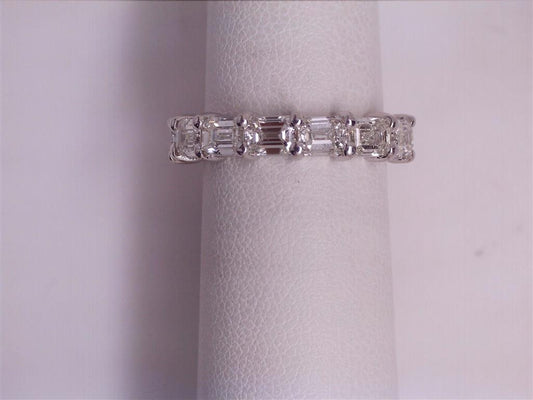 Diamond Wedding Bands  -  Women'