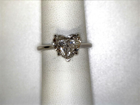 LAB GROWN DIAMOND ENGAGEMENT RING