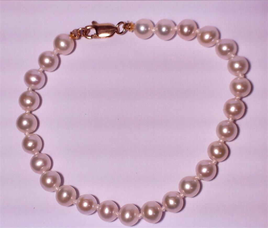 Pearl Bracelet