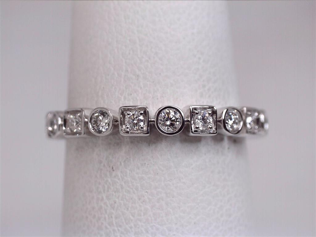 Diamond Wedding Bands  -  Women'