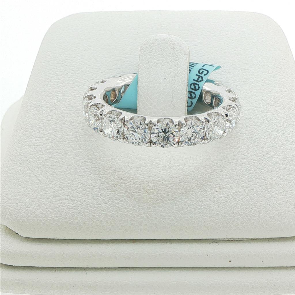 Lab Grown Diamond Wedding Band