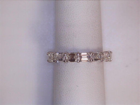 Diamond Wedding Bands  -  Women'