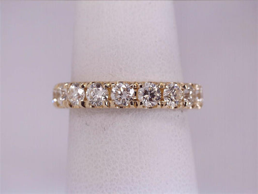Diamond Wedding Bands  -  Women'