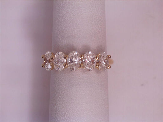 Diamond Wedding Bands  -  Women'