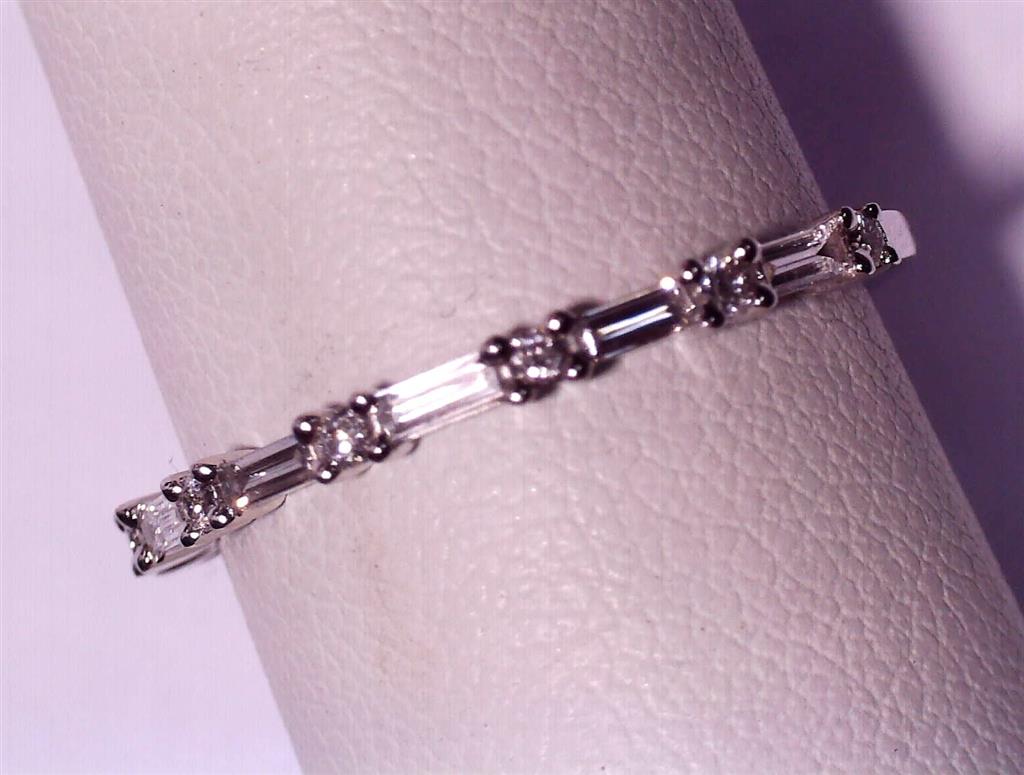 Diamond Wedding Bands  -  Women'