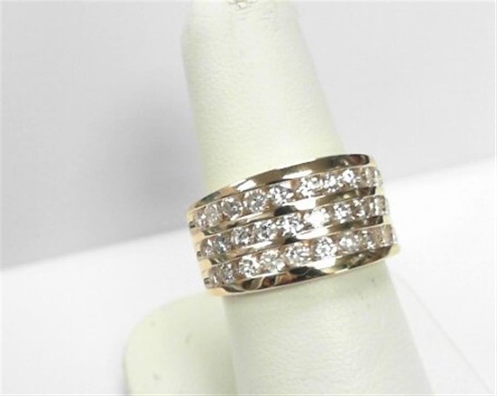 Diamond Fashion Rings  -  Women'