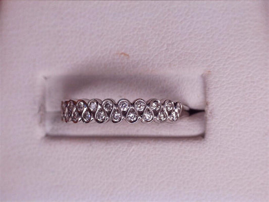 Diamond Wedding Bands  -  Women'