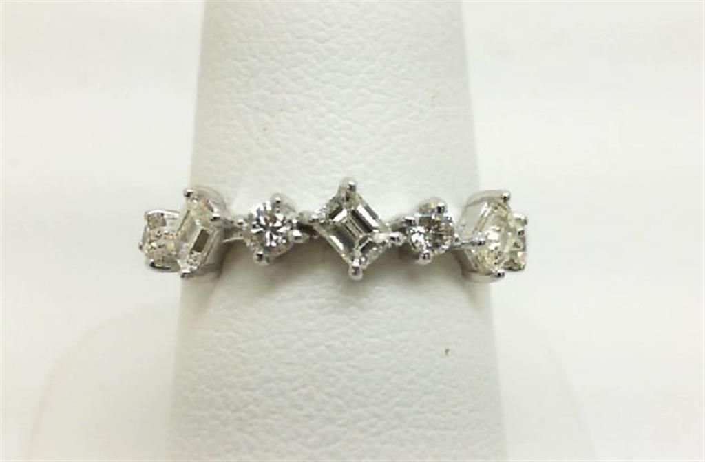 Diamond Wedding Bands  -  Women'