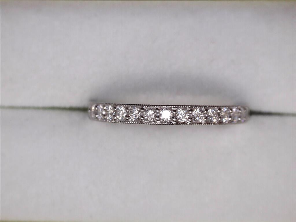 Diamond Wedding Bands  -  Women'