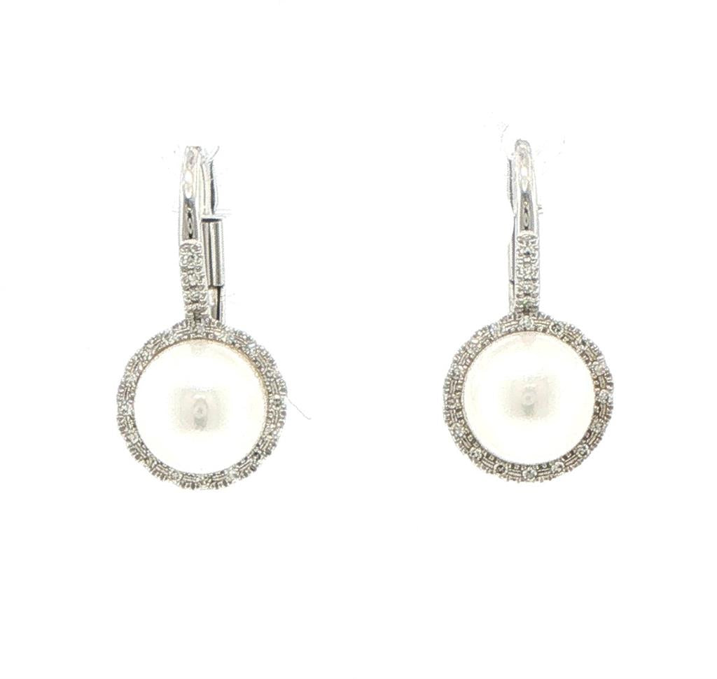 Pearl Earring