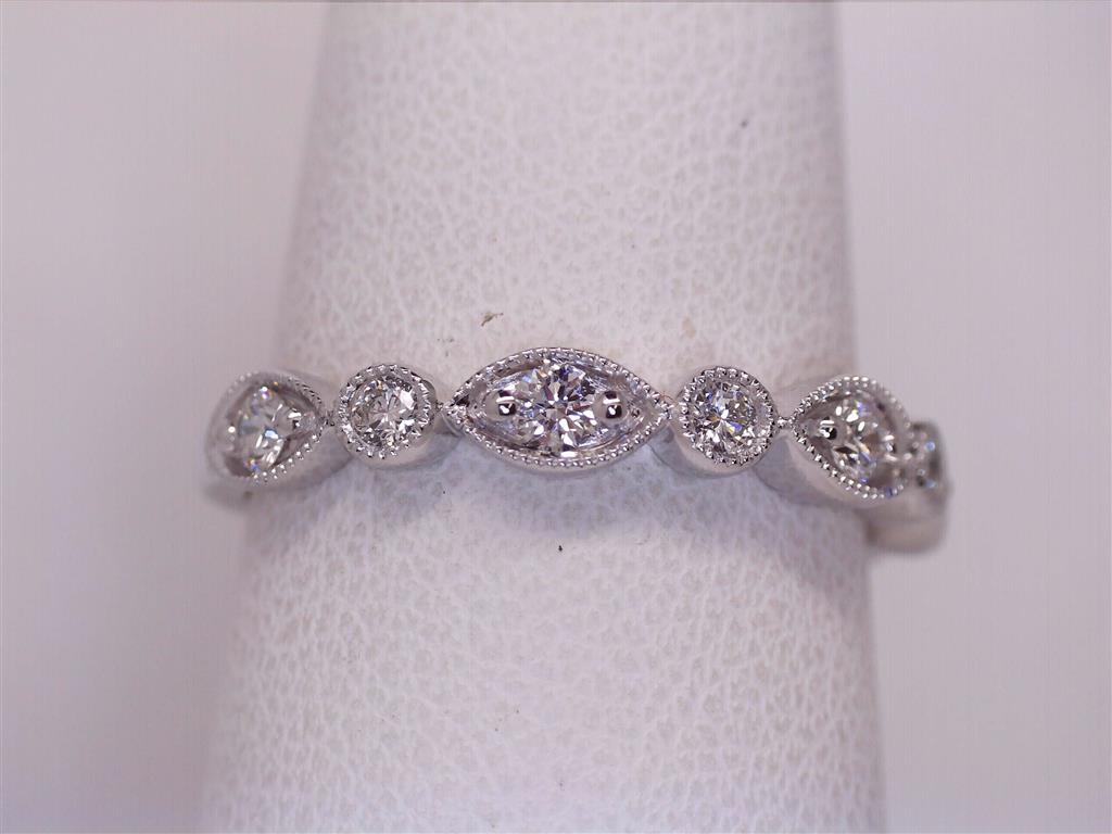 Diamond Wedding Bands  -  Women'
