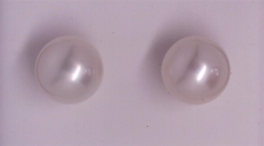 Pearl Earring