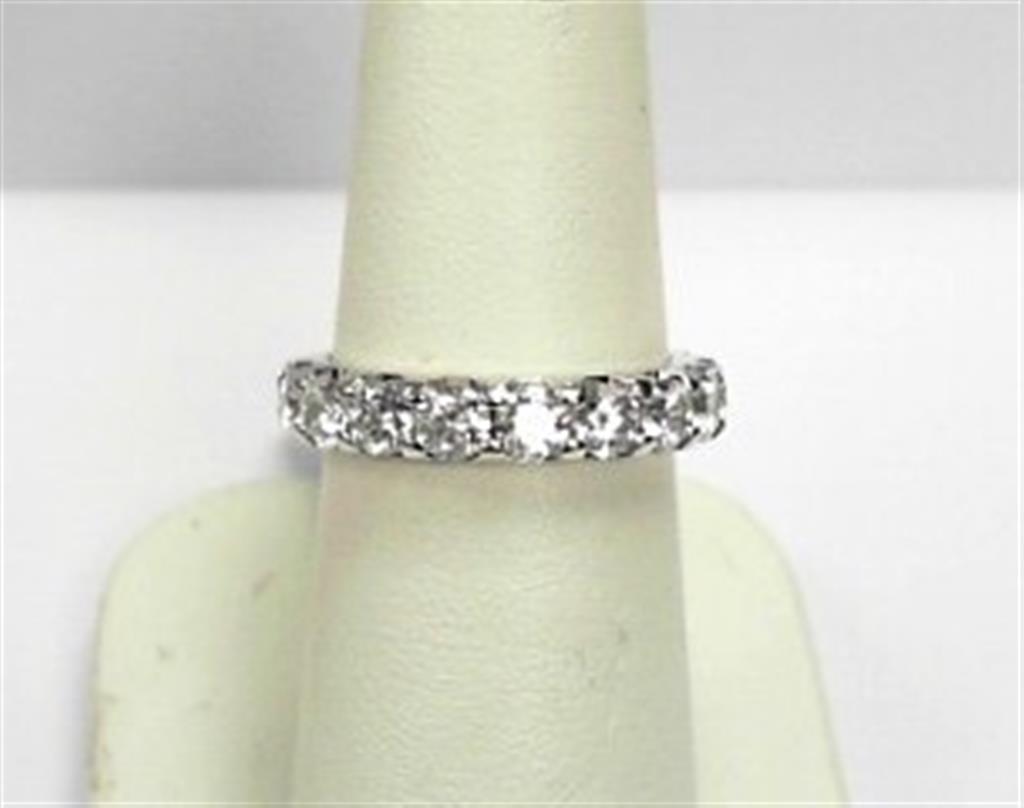 Diamond Wedding Bands  -  Women'
