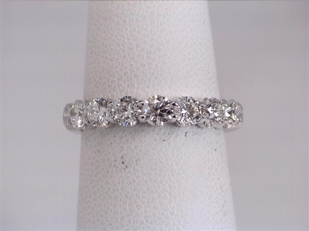 Diamond Wedding Bands  -  Women'