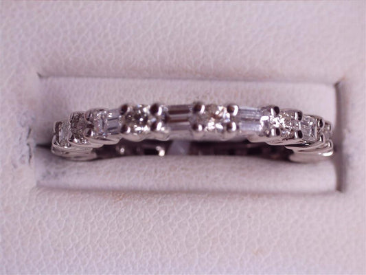 Diamond Wedding Bands  -  Women'