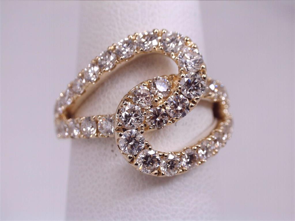 Diamond Fashion Rings  -  Women'