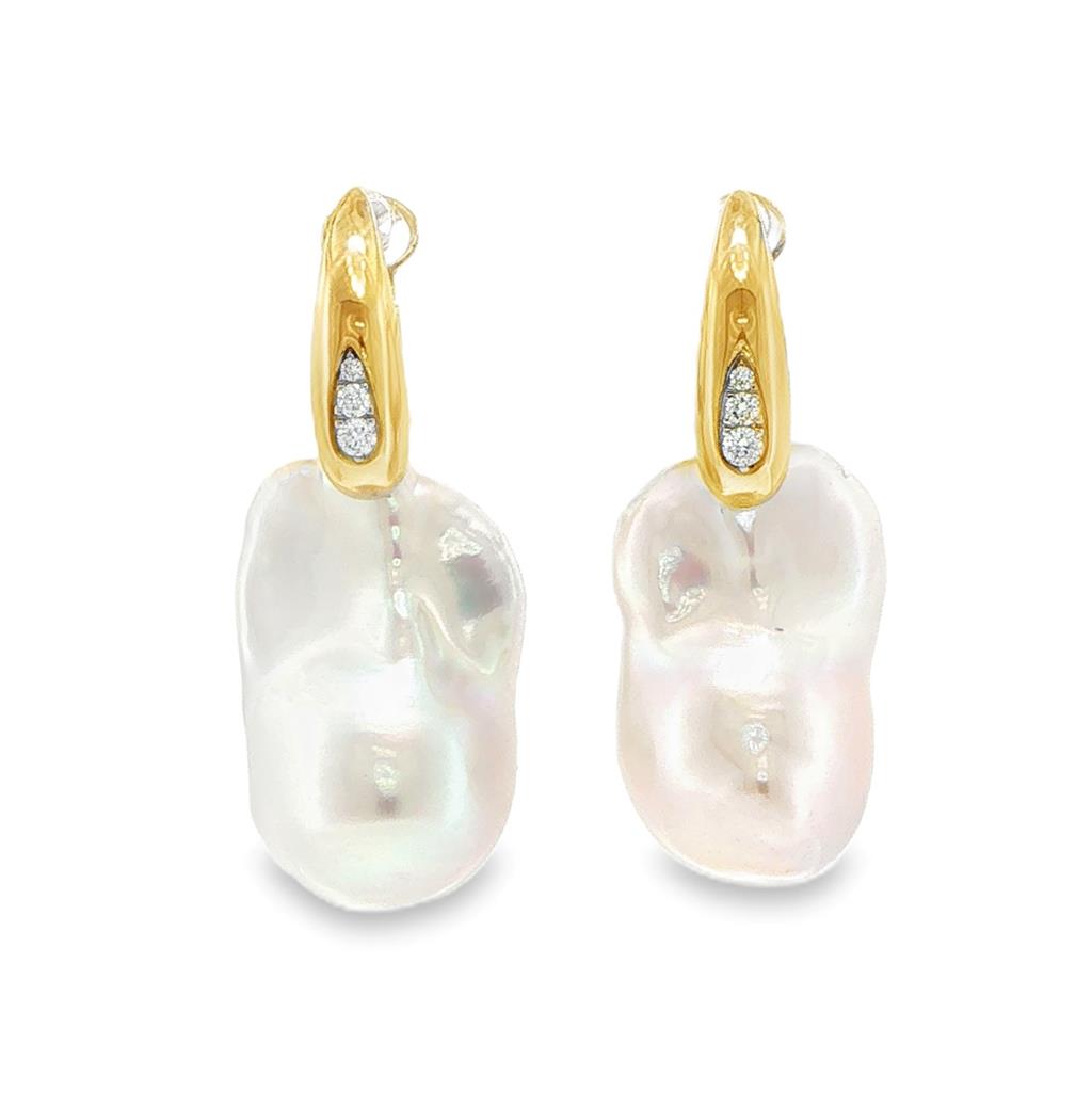Pearl Earring