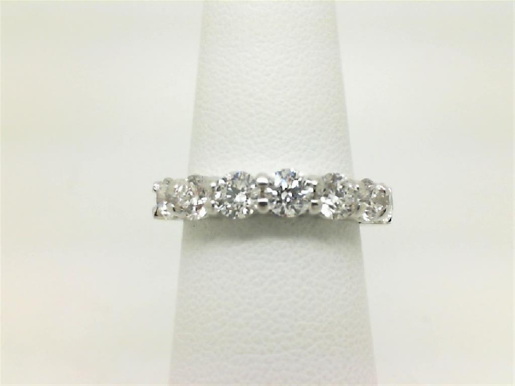 Diamond Wedding Bands  -  Women'