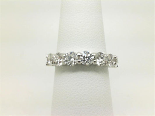 Diamond Wedding Bands  -  Women'