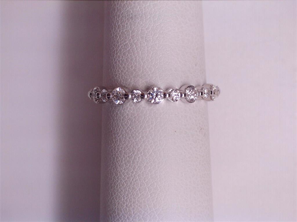 Diamond Wedding Bands  -  Women'
