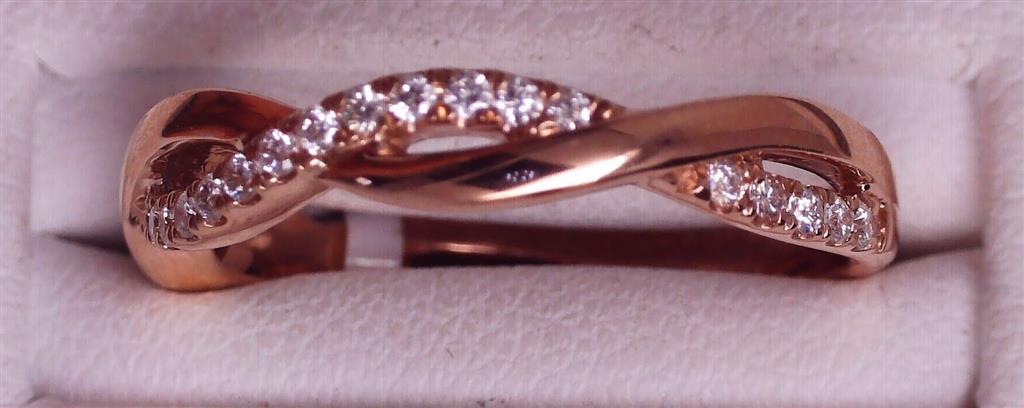 Diamond Wedding Bands  -  Women'