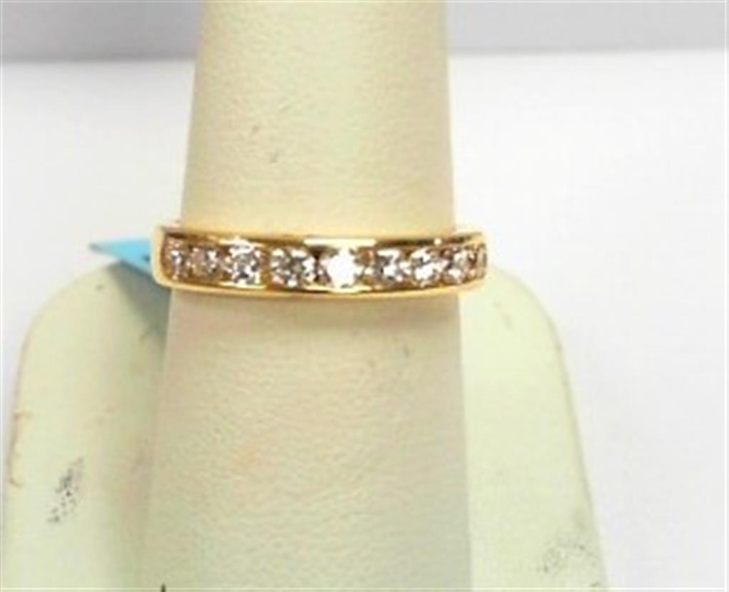 Diamond Wedding Bands  -  Women'