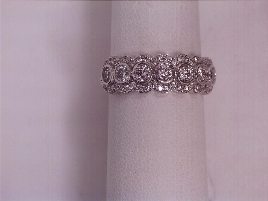 Diamond Wedding Bands  -  Women'