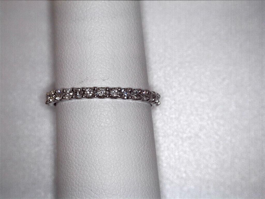 Diamond Wedding Bands  -  Women'