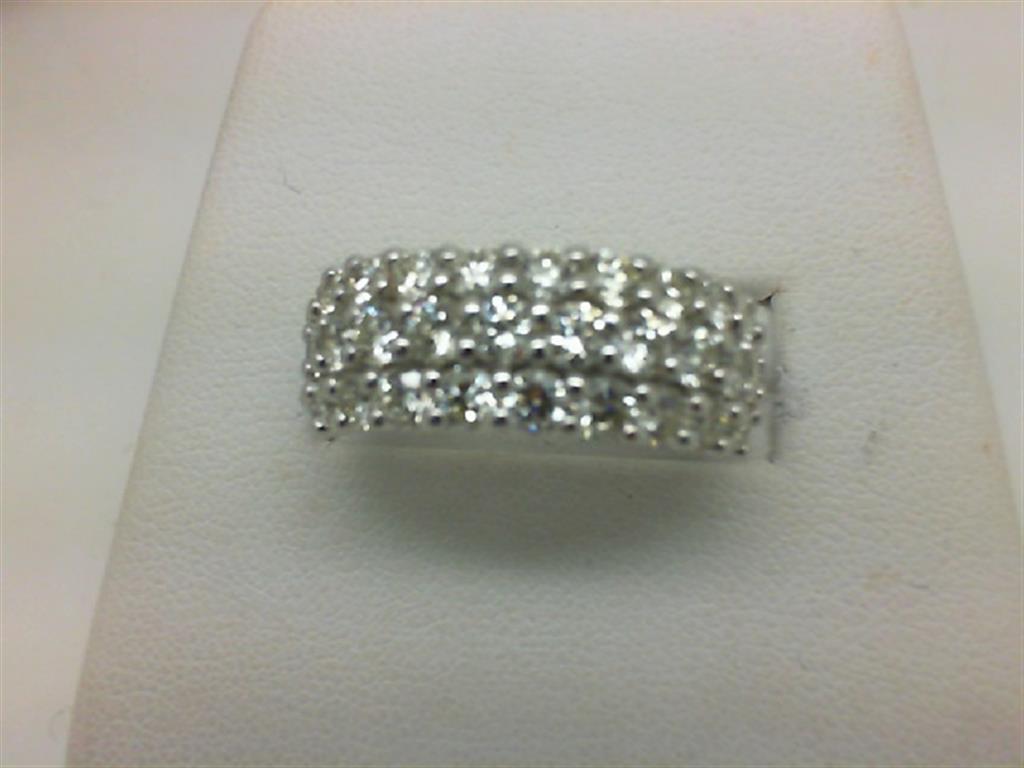 Diamond Wedding Bands  -  Women'